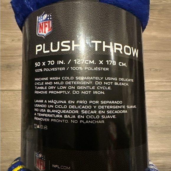 NFL Los Angeles Rams Plush Throw Blanket – 50x70 - Picture 6 of 7